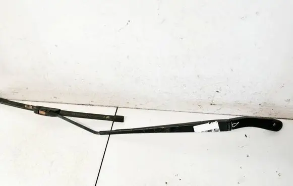 Opel Insignia A Front wiper blade arm 13227399