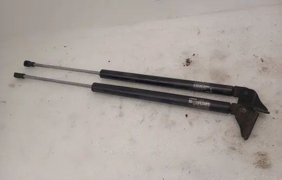 Mazda 5 Tailgate strut 