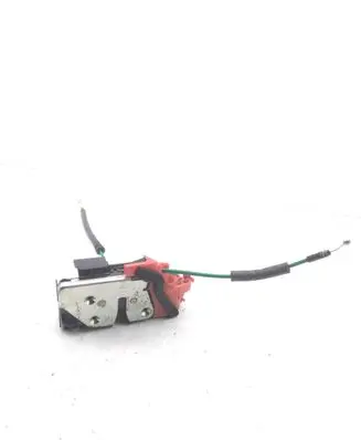 Hyundai i30 Front door lock 81310A6130