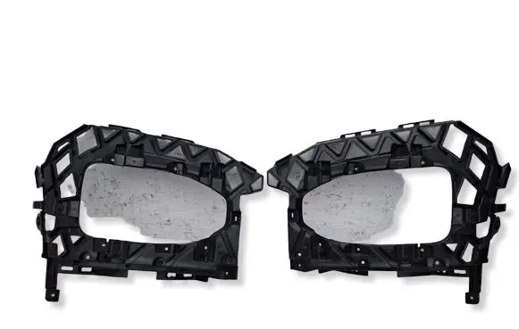 Volkswagen T-Roc Front bumper mounting bracket 2GA807724C