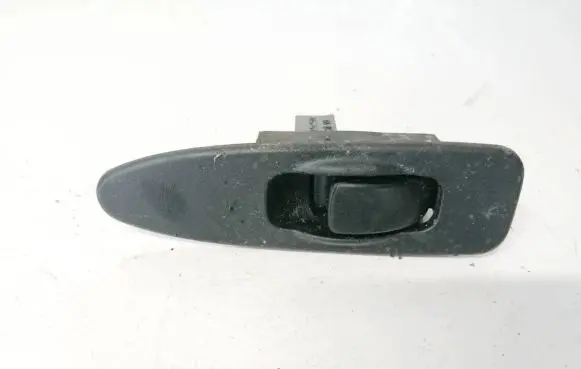 Mitsubishi Carisma Electric window control switch mr792581
