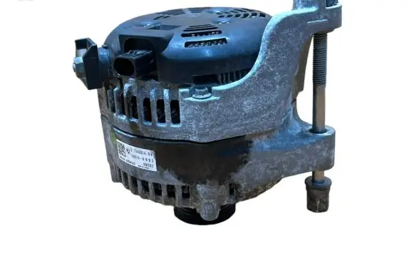 BMW 5 F10 F11 Generator/alternator 7646814 1042106982