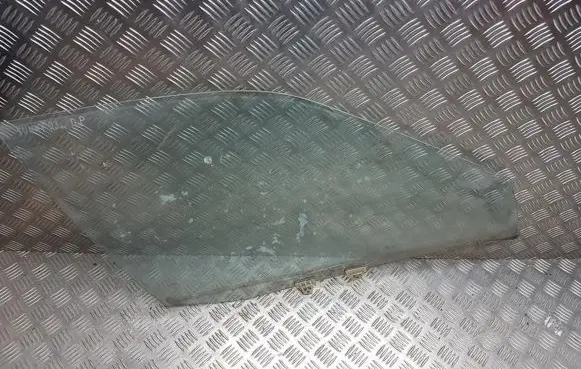 Nissan Sunny Front door window glass four-door