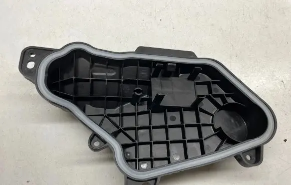 Audi E-tron GT Headlight/headlamp dust cover 12010010040 4J3941157