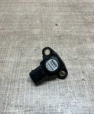 Mercedes-Benz E W211 Air pressure sensor 0261230193