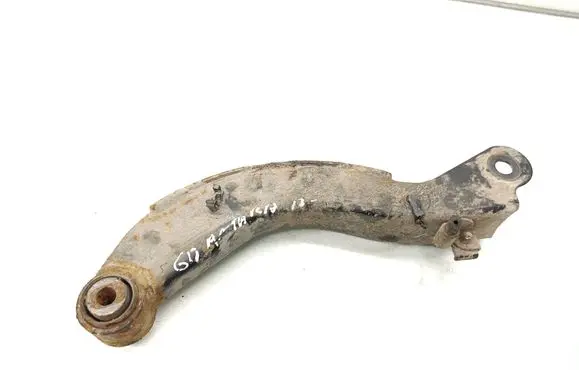 Rear control arm
