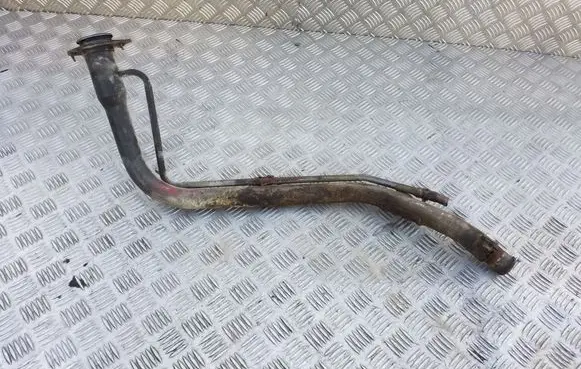 Suzuki Grand Vitara II Fuel tank filler neck pipe 