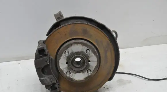 Toyota Yaris Front wheel hub spindle knuckle