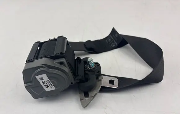 Chevrolet Captiva Third row seat belt 20TEH32757