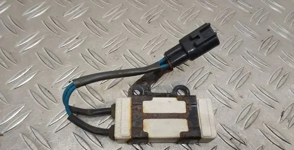 Coolant fan relay