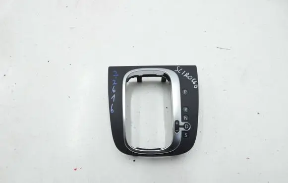Volkswagen Scirocco Gear shifter surround trim plastic 1K2713203AN 03G113203AN