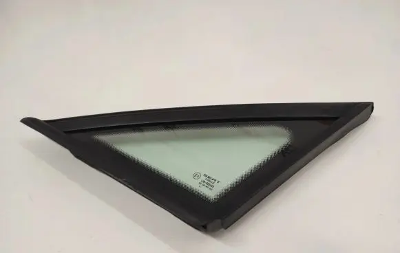 Seat Altea Front triangle window/glass 5P0845411 43R000469