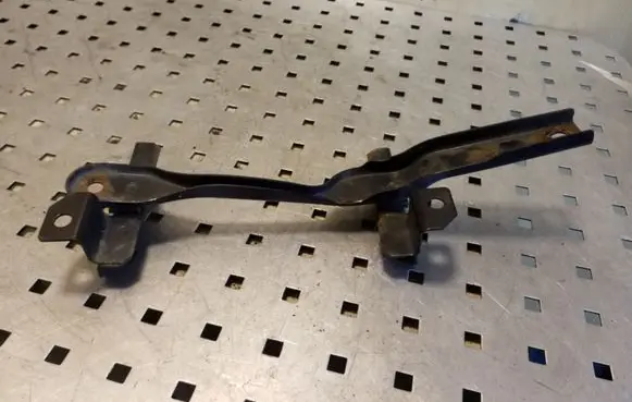 Mazda Premacy Battery bracket 