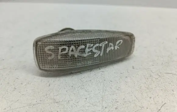 Mitsubishi Space Star Front fender indicator light 010095 01887