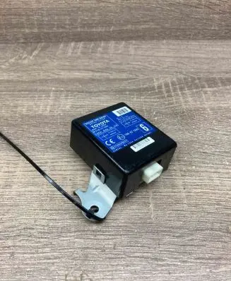 Toyota Prius (XW20) Door control unit/module 8974147100 61B173000