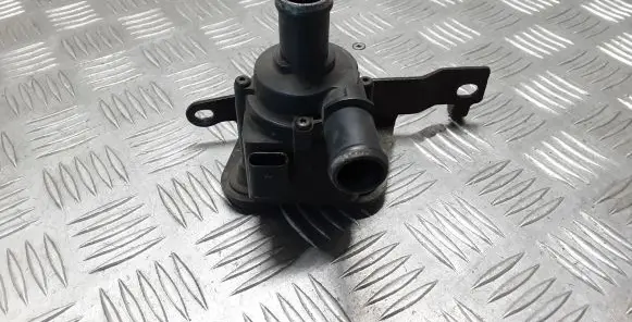 Audi A4 S4 B9 Electric auxiliary coolant/water pump 06H121601N 704071220 8W0121305F