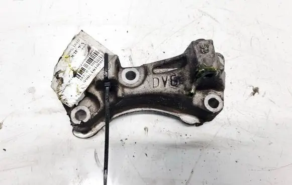 Peugeot Partner Engine mounting bracket 9688615780