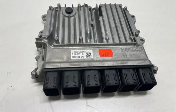 BMW 2 F46 Engine control unit/module 8693213