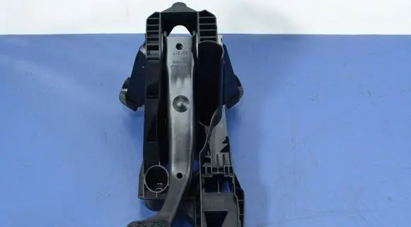 Skoda Octavia Mk3 (5E) Accelerator throttle pedal 5Q1721058DL
