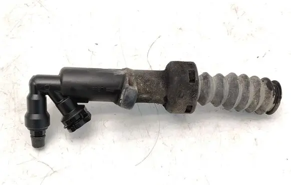 Peugeot 407 Clutch slave cylinder 