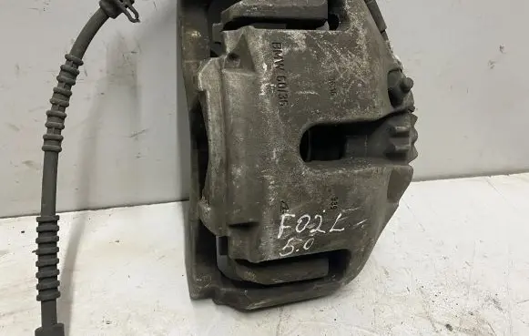 BMW 7 F01 F02 F03 F04 Front brake caliper 6036