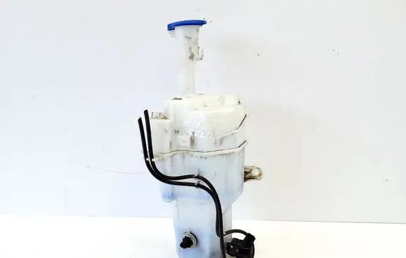 Windshield washer fluid reservoir/tank
