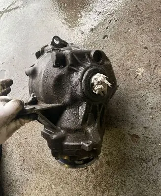 Mercedes-Benz E W212 Gearbox transfer box case A22333502