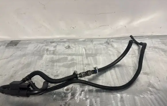 BMW 5 E60 E61 Fuel return line/hose 2003738A