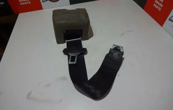 Audi A3 S3 8P Rear seatbelt 8P0857805