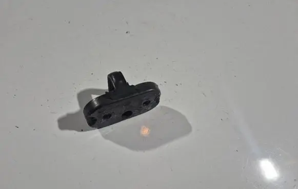 Volkswagen Golf V Rear door lock loop/hook striker 1T0827517A