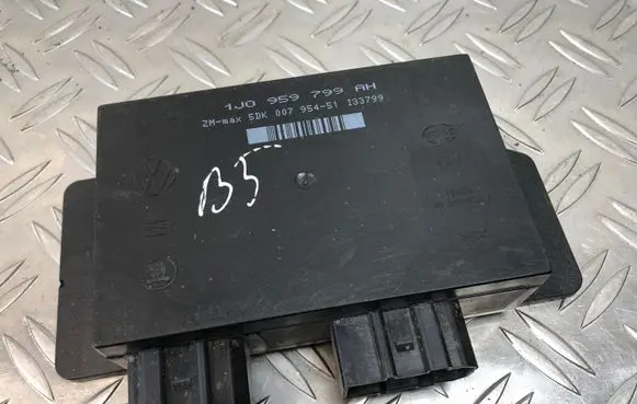 Volkswagen PASSAT B5 Comfort/convenience module 1J0959799AH