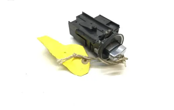 Volkswagen PASSAT B6 Ignition lock 3C0905843 33303301 K402