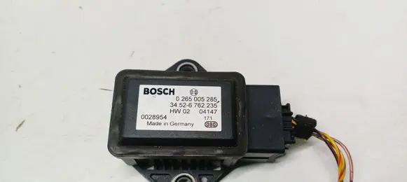 BMW X3 E83 ESP acceleration yaw rate sensor 6762235