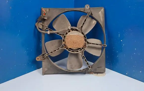 KIA Carnival Electric radiator cooling fan OK55215025