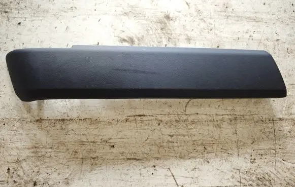 Land Rover Range Rover Sport L494 Front door card panel trim DK6223963A