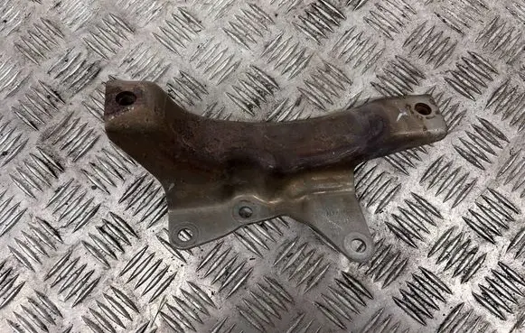 Alfa Romeo Stelvio Muffler mount bracket/holder 50545165