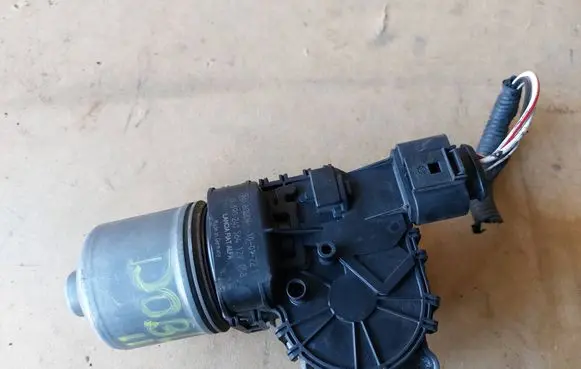 Fiat Doblo Wiper motor 0390241564