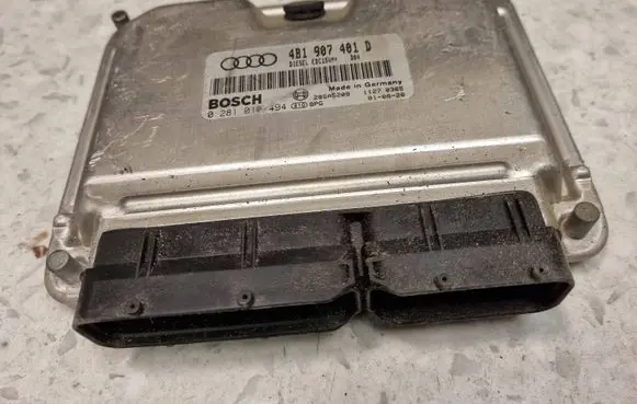 Audi A6 S6 C5 4B Engine control unit/module 4B1907401D 28SA5209 0281010494