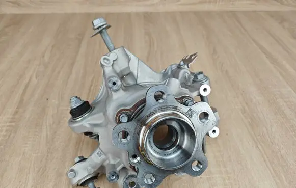 BMW 8 G16 Rear wheel hub spindle/knuckle 6854120 8838134
