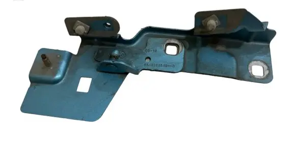 Renault Zoe Fender mounting bracket 654825654R