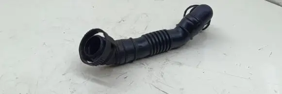 Volkswagen Touran I Breather hose/pipe 03G103493D VCD446232