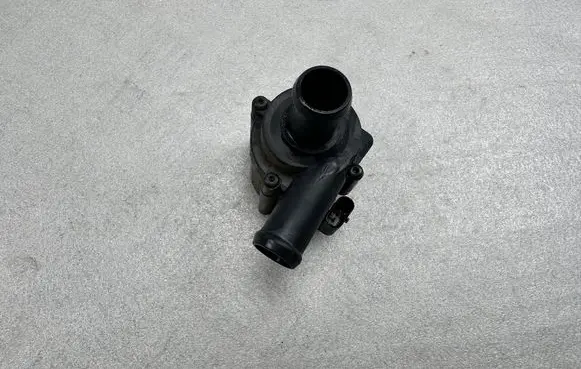 Audi A8 S8 D4 4H Electric auxiliary coolant/water pump 059121012A 059121012