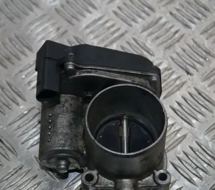 Skoda Fabia Mk2 (5J) Throttle valve