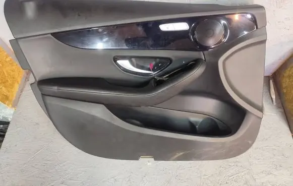 Mercedes-Benz C W205 Front door interior light A2055405309 0000292074 A2057200522