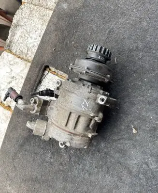 Volkswagen Touareg I Air conditioning (A/C) compressor (pump) 7H0820805E 4471808623
