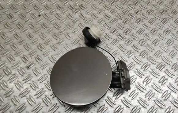 Mazda 3 III Fuel tank cap 