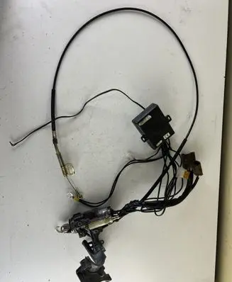 Mitsubishi Pajero Ignition lock 337040 MI600