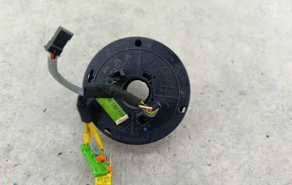 Mercedes-Benz A W169 Airbag slip ring squib (SRS ring) A1694640618