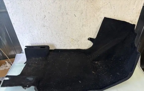 Tesla Model Y Front floor carpet liner 1493059-00-H