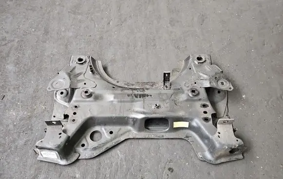 Peugeot 3008 II Front axle beam IMPRK1557447